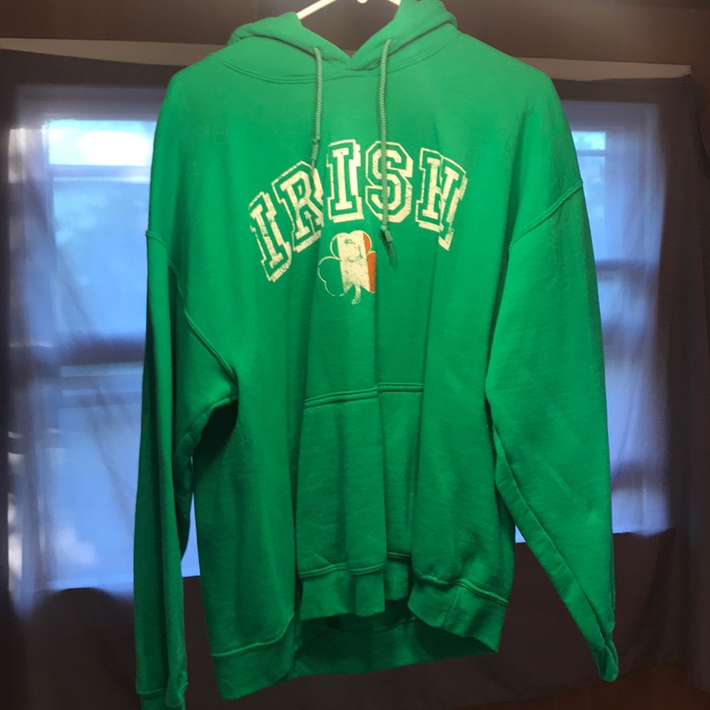 Green Ireland sweatshirt